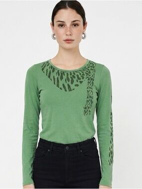 Y-3 YOHJI YAMAMOTO x ADIDAS | Animal Print Faux Scarf Look Long Sleeve Green Tee